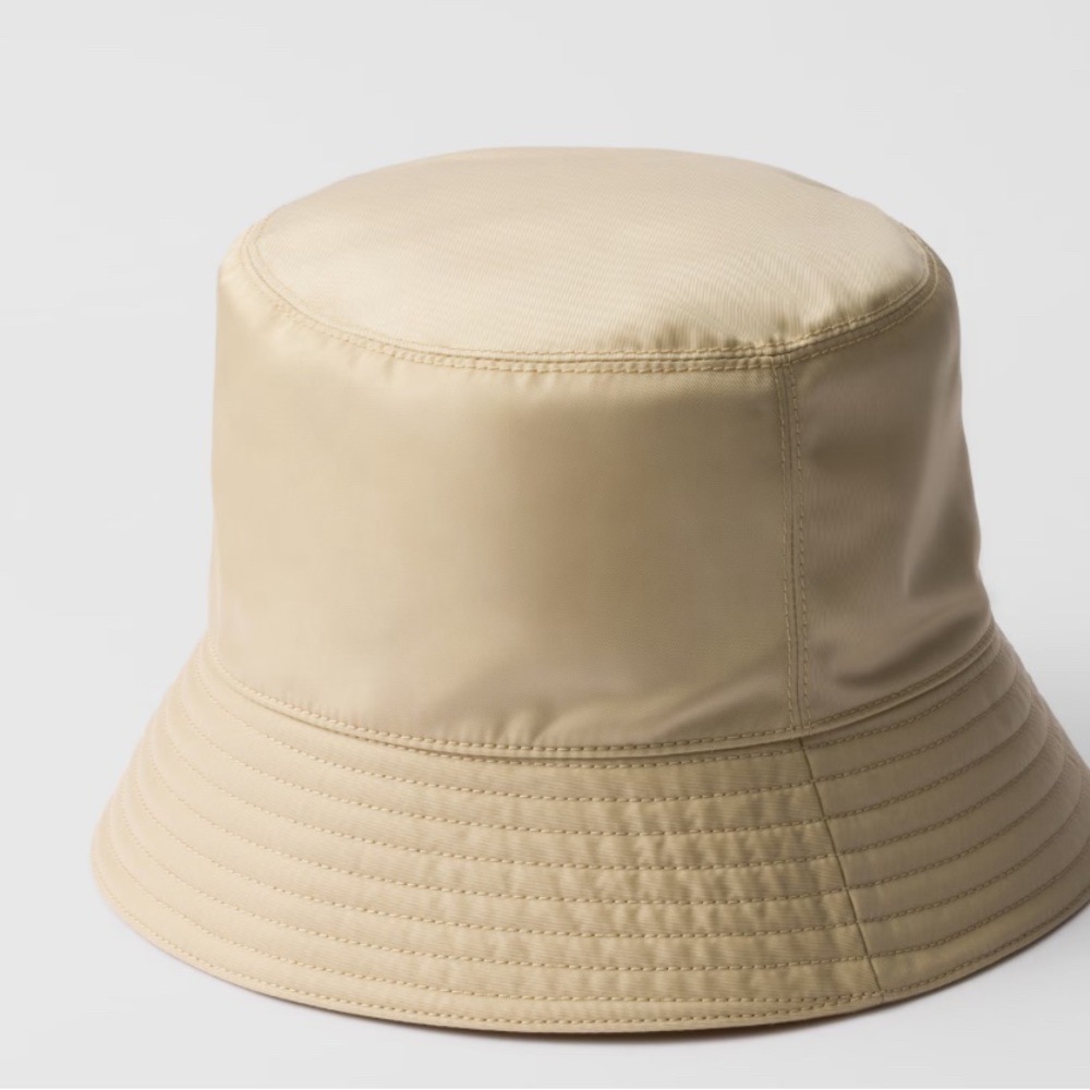 PRADA RE NYLON BUCKET HAT Retails 725$ AUTHENTIC NWOT - Picture 5 of 5